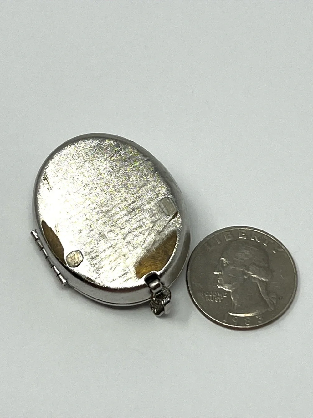 Vintage 1966 Avon Silvertone Black Faceted Stone Solid Perfume Locket Pendant